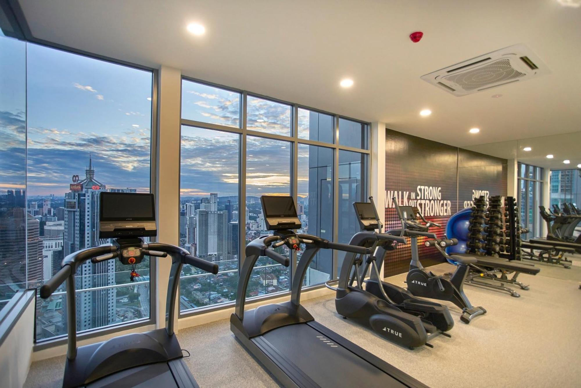 Royce Residence Klcc By Cobnb Kuala Lumpur Exterior photo